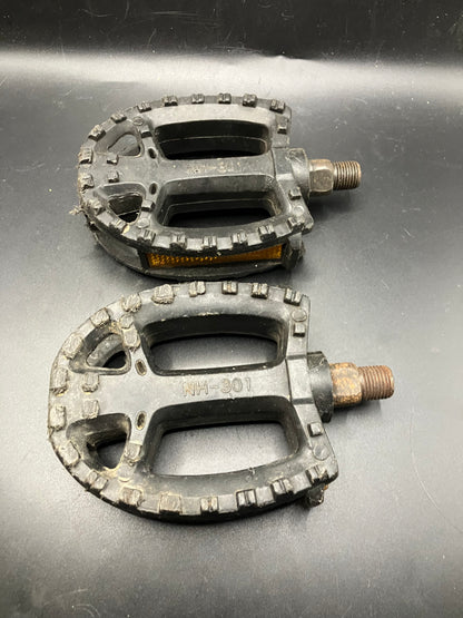 HN - 301 pedal set