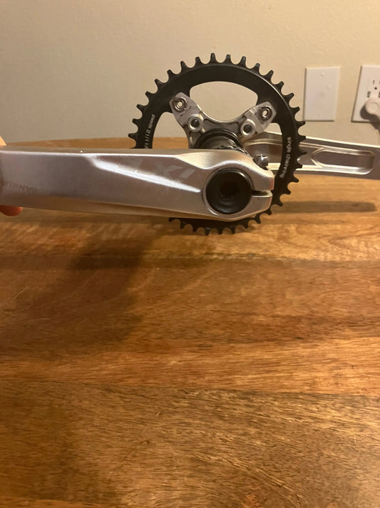 MSRECK Round Chainring 104 BCD 38T Single Chain Ring  
BNVB Bike Crank Arm Set 170mm 104 BCD Crank Set with Bottom Bracket Crank Chainring DannyStarkRidesFixed.Shop