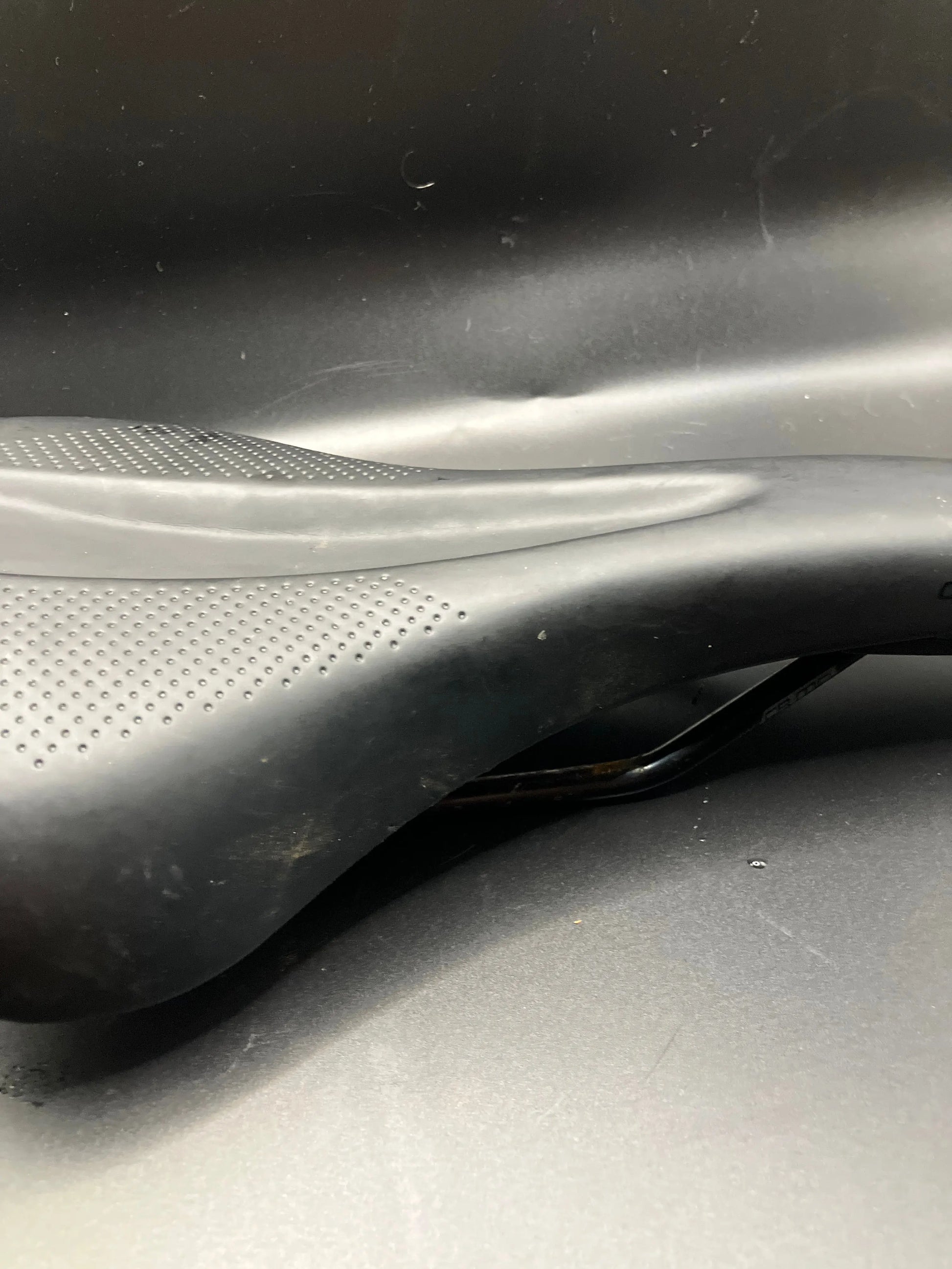 Specialized Canopy Black Saddle DannyStarkRidesFixedShop