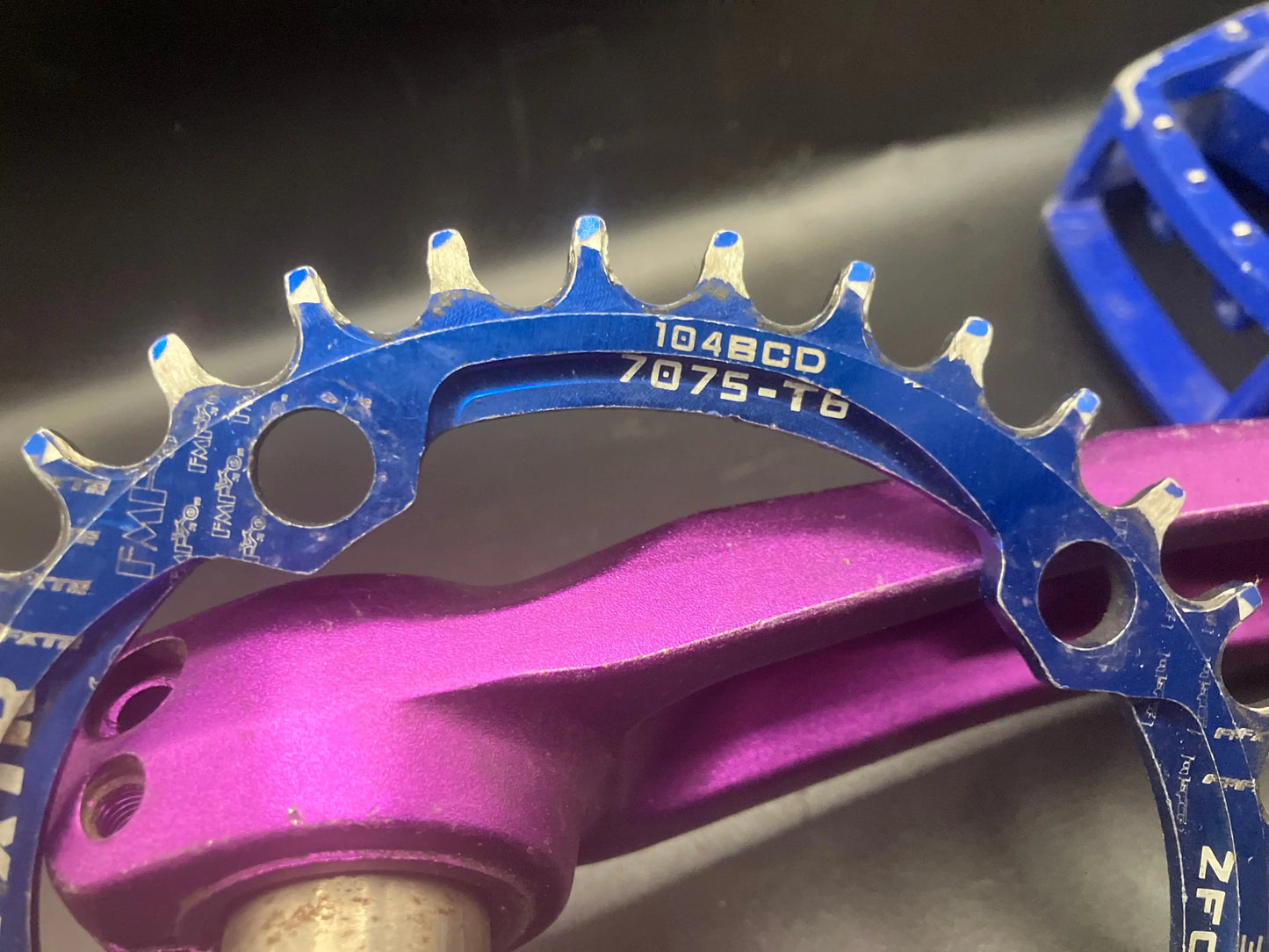 Crankset With Pedals And 32T Chain Ring DannyStarkRidesFixedShop