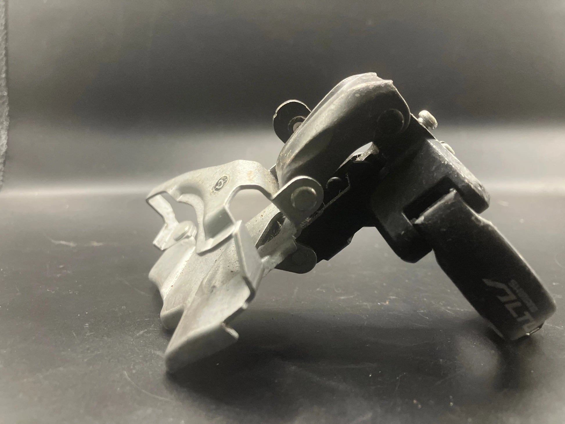 Shimano Altus - Front Derailleur DannyStarkRidesFixedShop