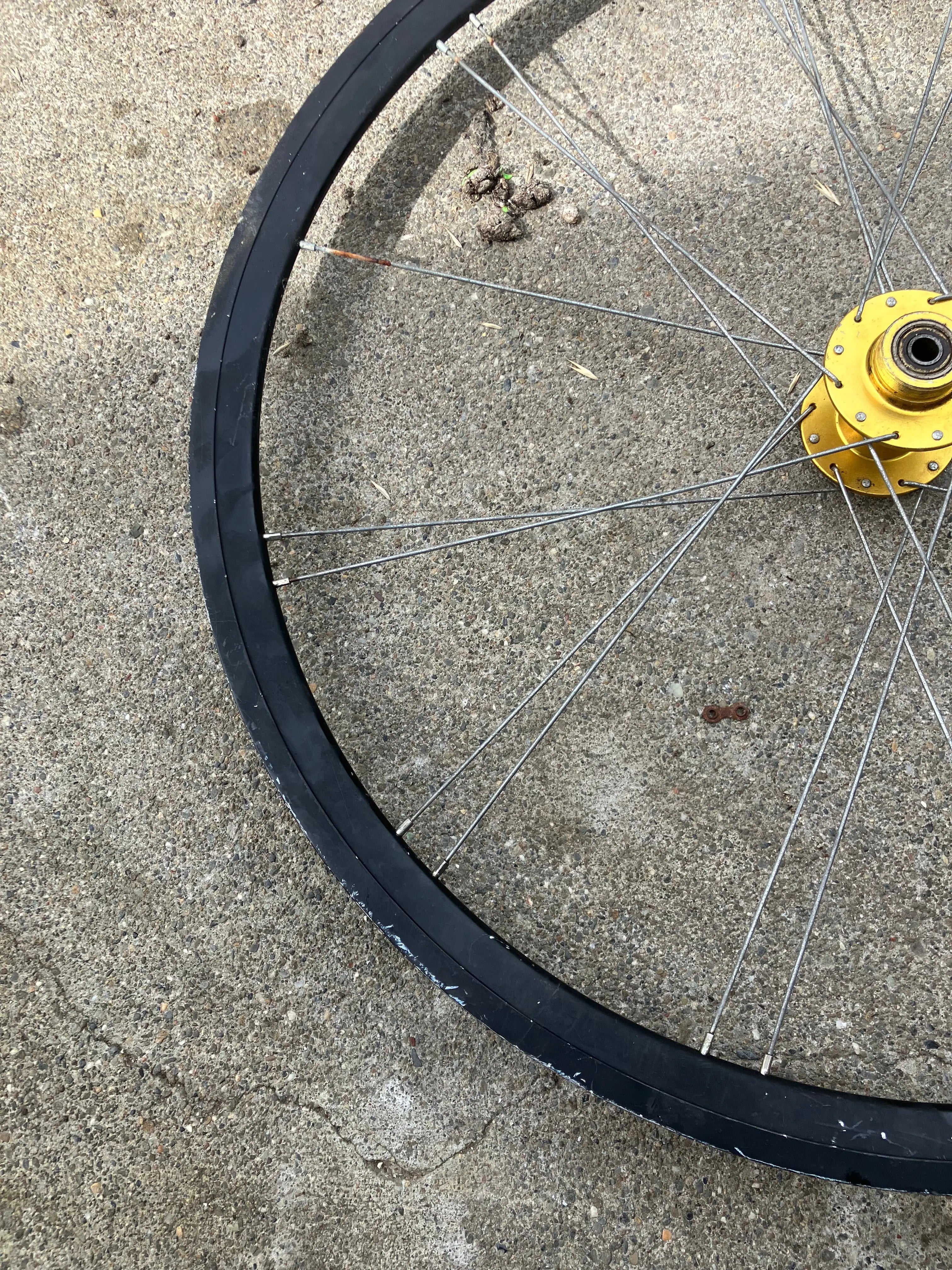 700c wheel DannyStarkRidesFixedShop
